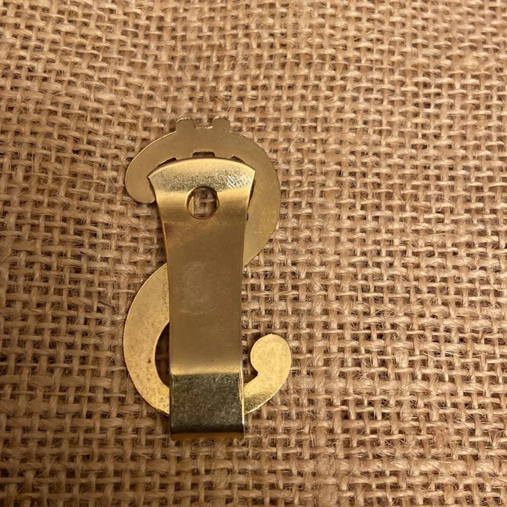 Men’s Gold Color Dollar Sign Money Bills Clip Size 2’ inches.